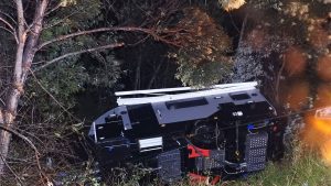 Caravan-4WD-Crash