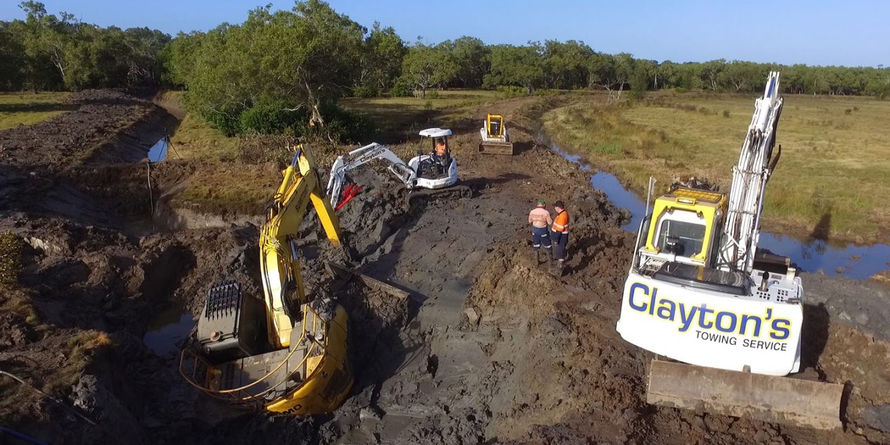 Stuck-Excavator-Recovery